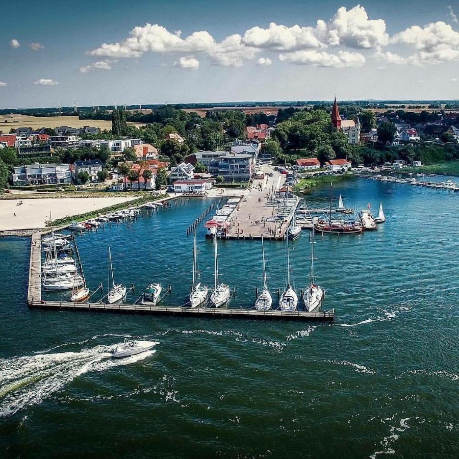 Ferienwohnung Meerzeit Eg Altefähr Esterno foto